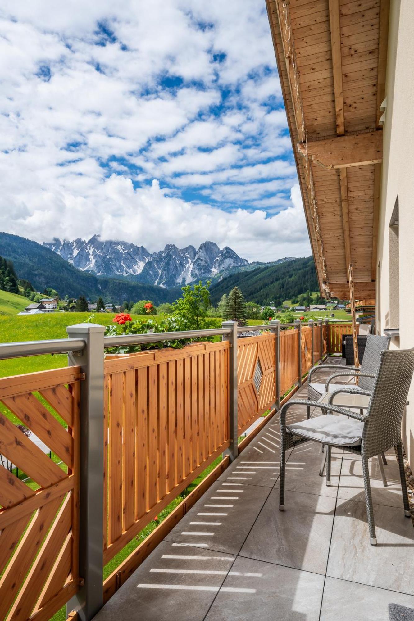 Haus Friedrich Hotell Gosau Eksteriør bilde