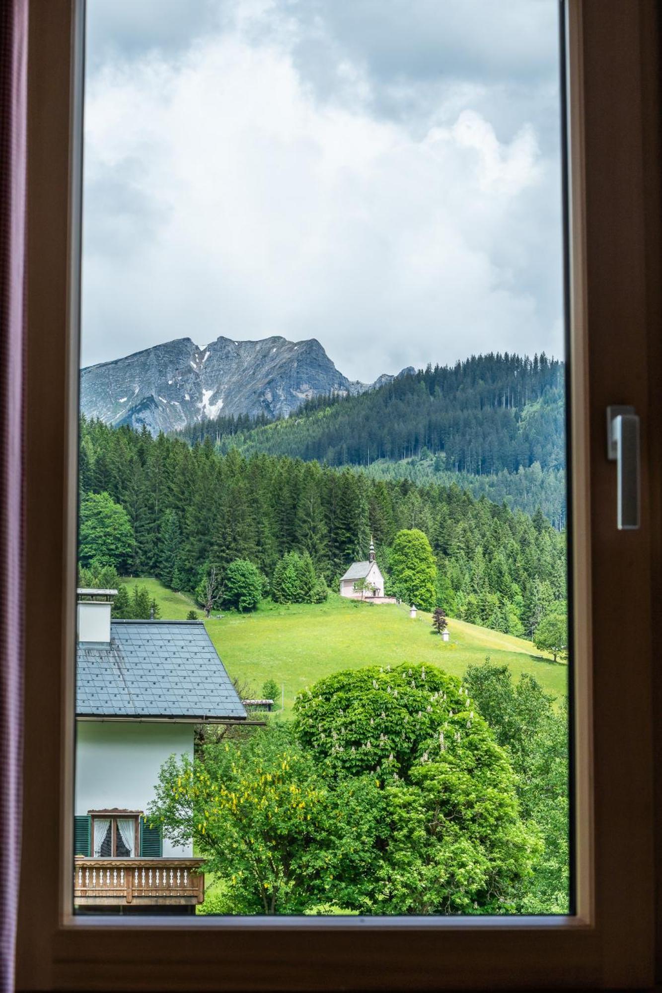 Haus Friedrich Hotell Gosau Eksteriør bilde