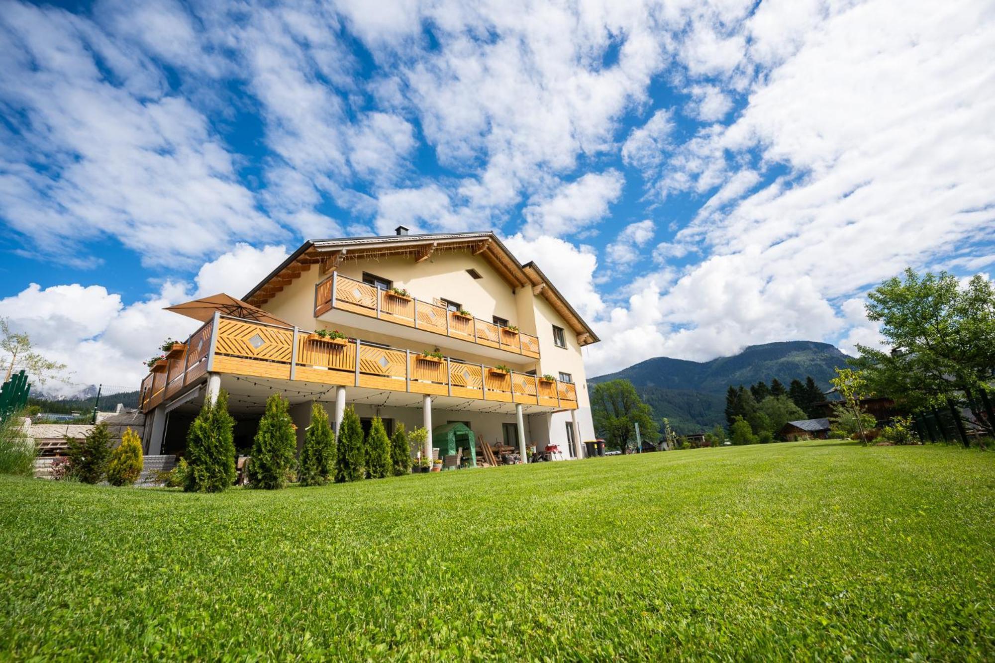Haus Friedrich Hotell Gosau Eksteriør bilde