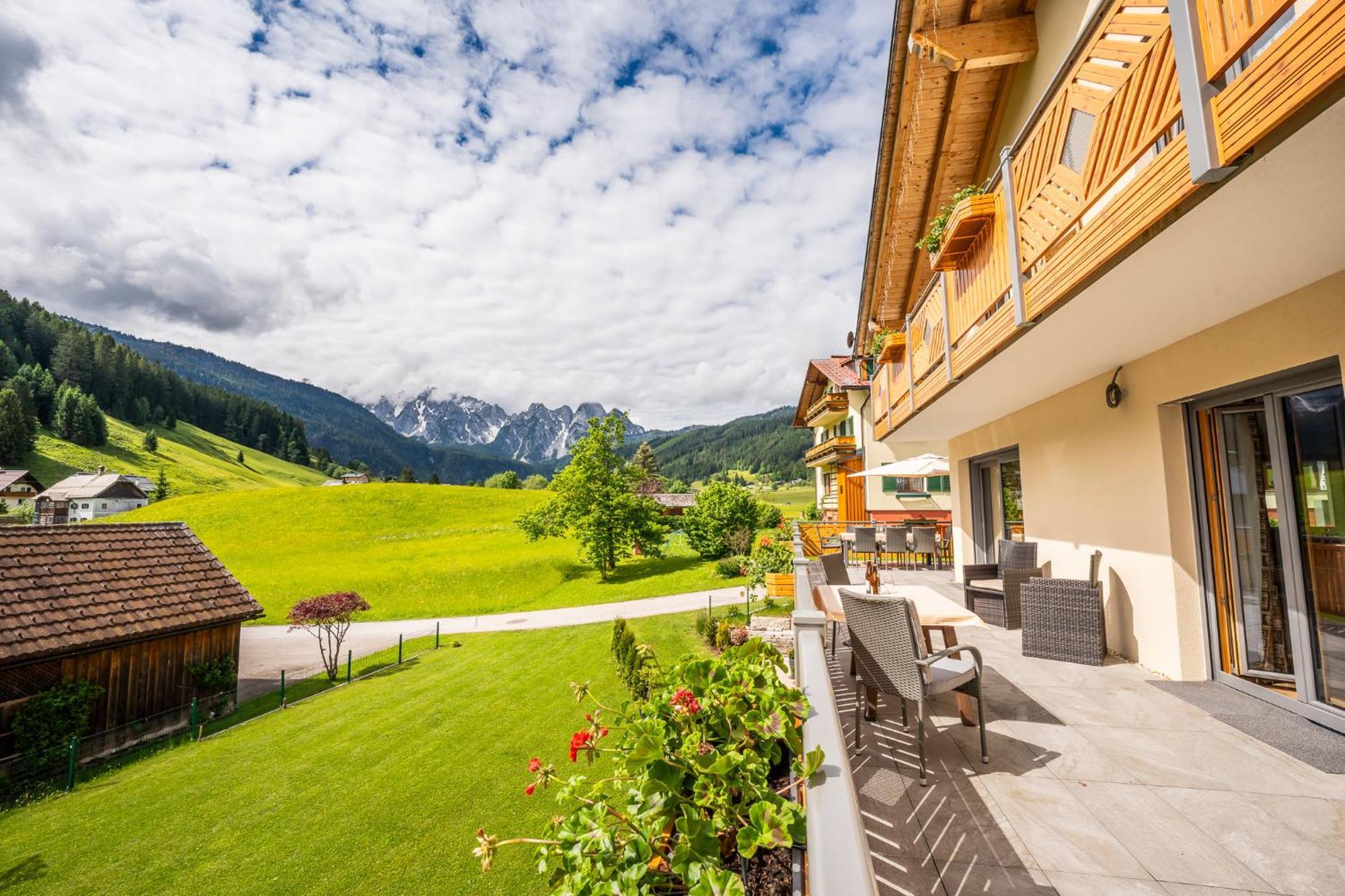 Haus Friedrich Hotell Gosau Eksteriør bilde