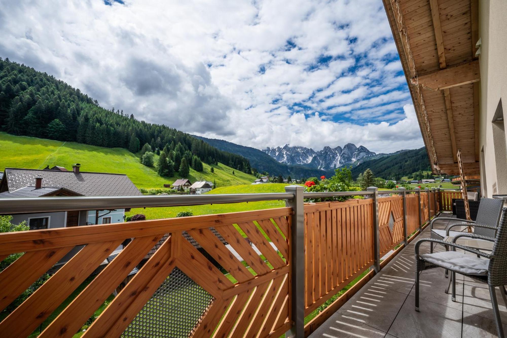 Haus Friedrich Hotell Gosau Eksteriør bilde