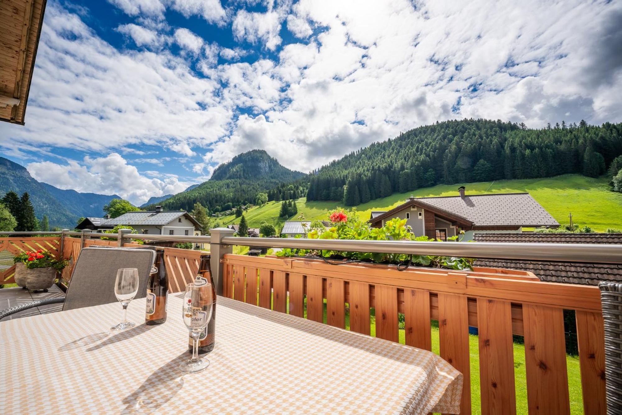 Haus Friedrich Hotell Gosau Eksteriør bilde