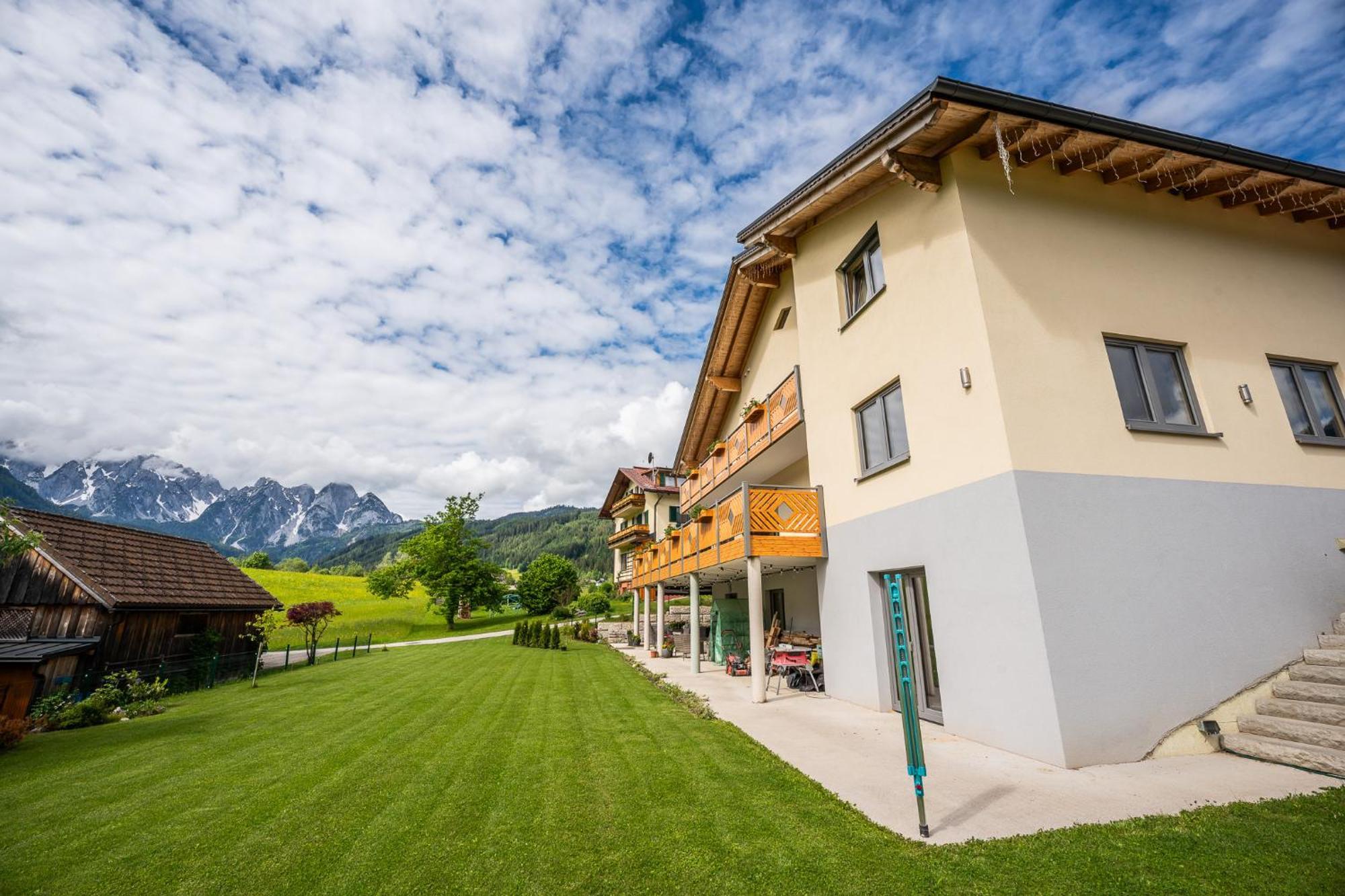 Haus Friedrich Hotell Gosau Eksteriør bilde